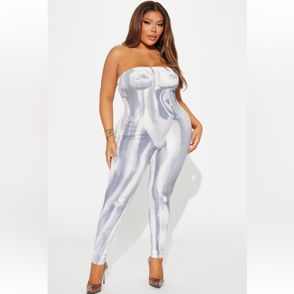 Fashion Nova jumpsuit